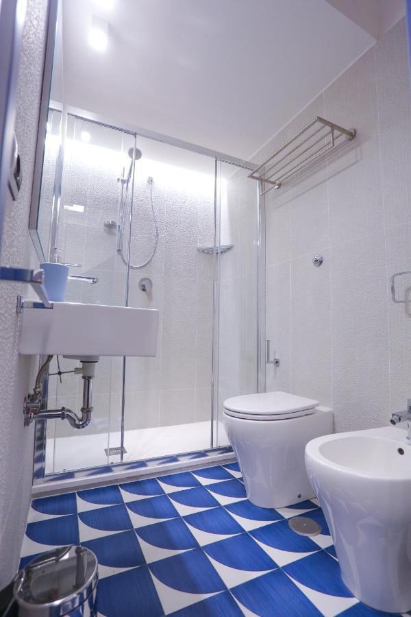 Ersilia Chiaia Suite Napoli Exterior foto